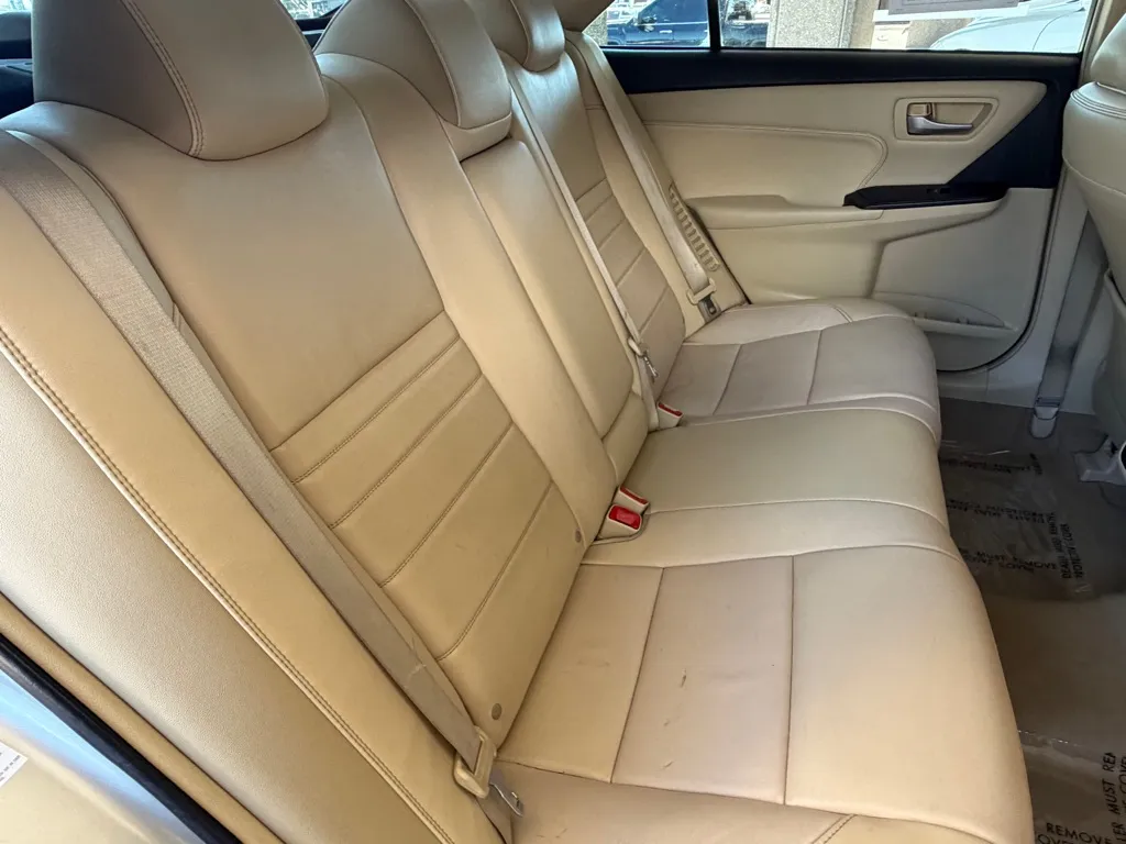 Toyota Camry photo 30