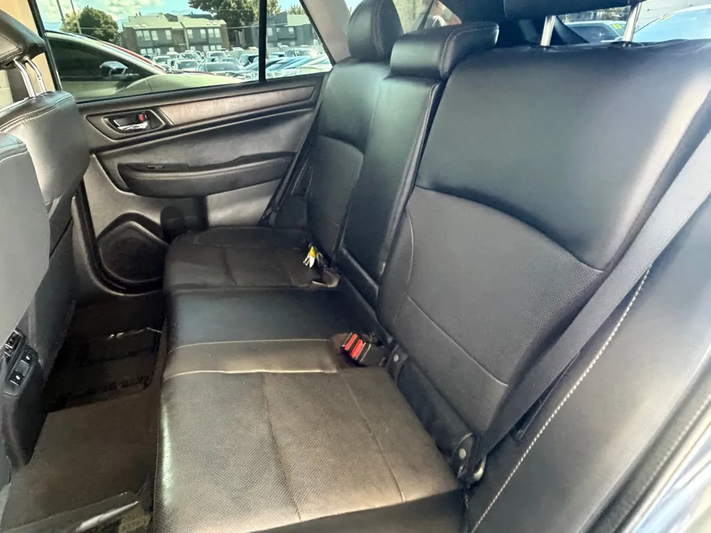 Subaru Outback photo 22