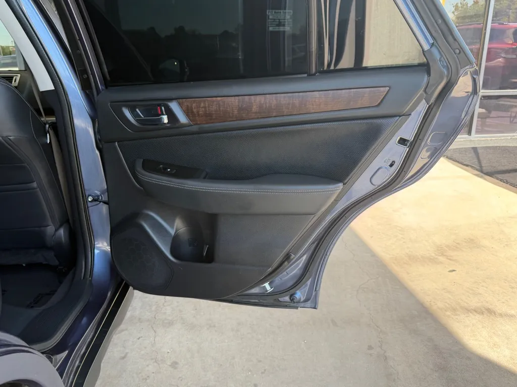 Subaru Outback photo 32