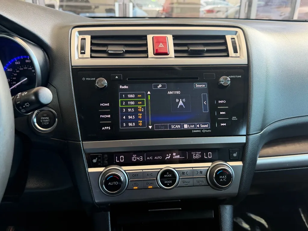 Subaru Outback photo 12