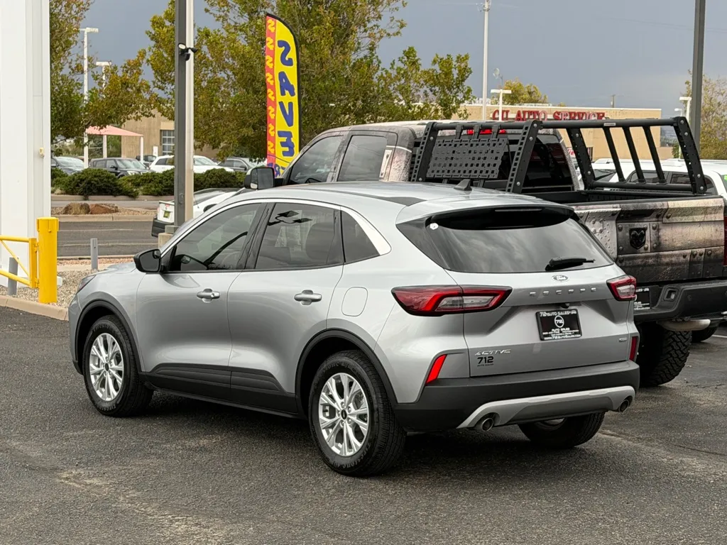 Ford Escape photo 48