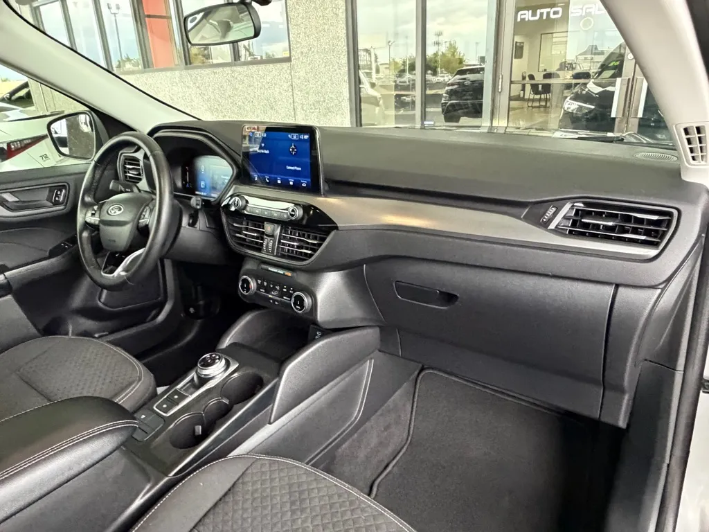 Ford Escape photo 40