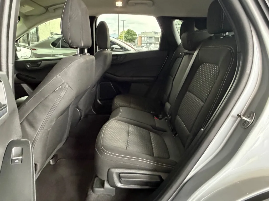 Ford Escape photo 25