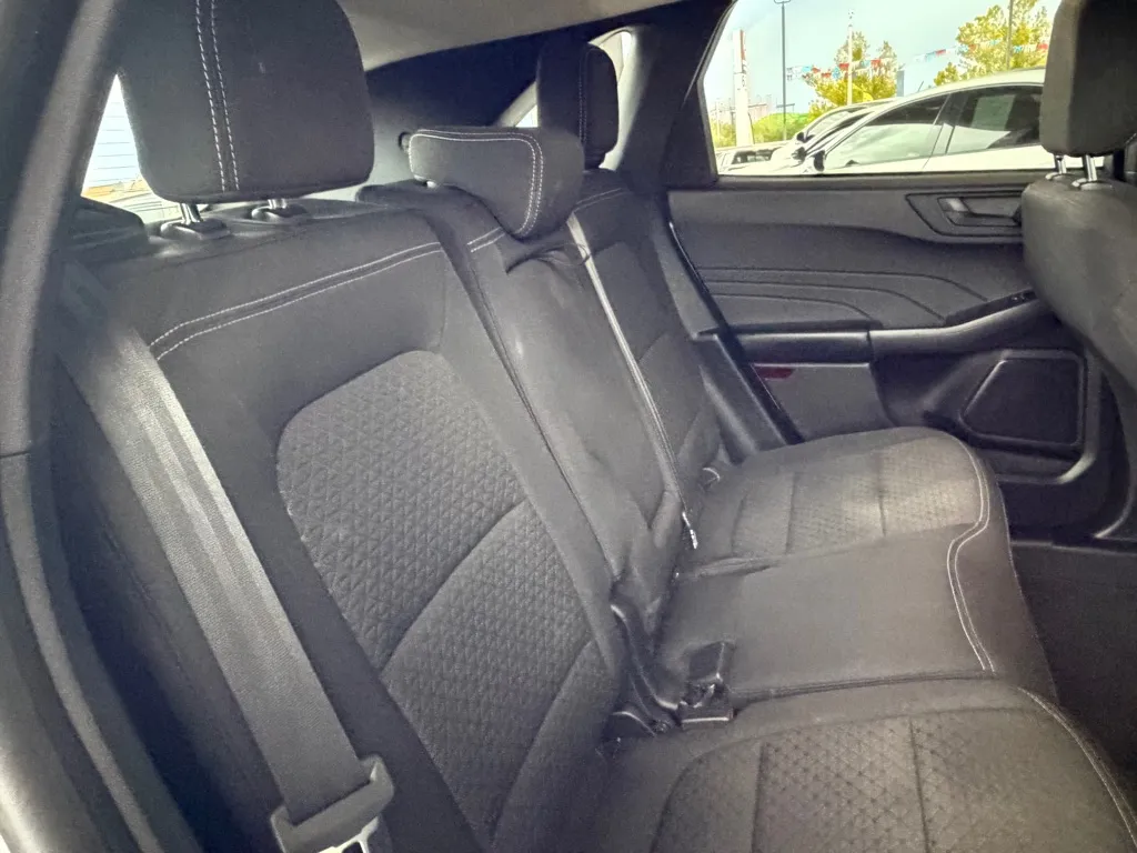 Ford Escape photo 35