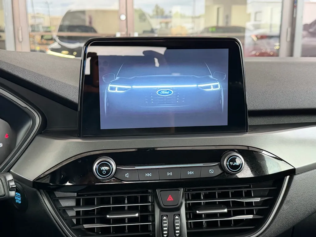 Ford Escape photo 16