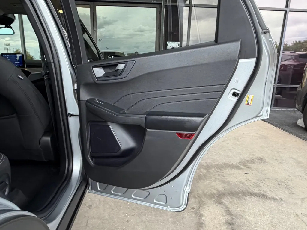 Ford Escape photo 37