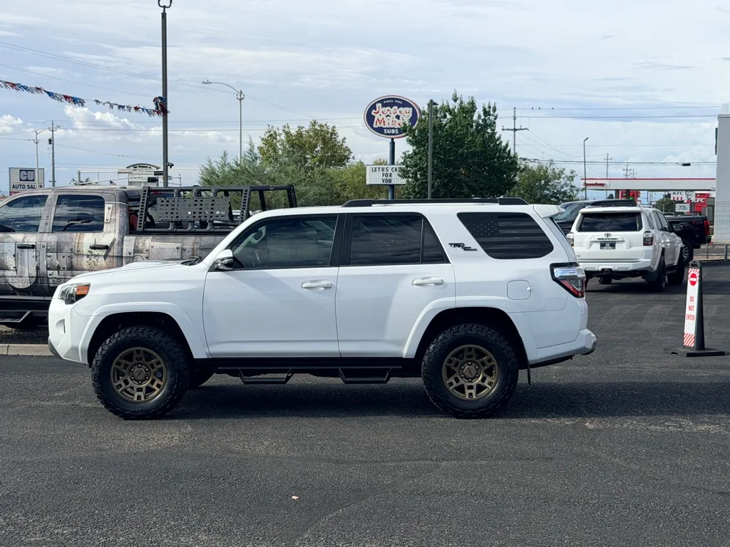 Toyota 4Runner photo 27