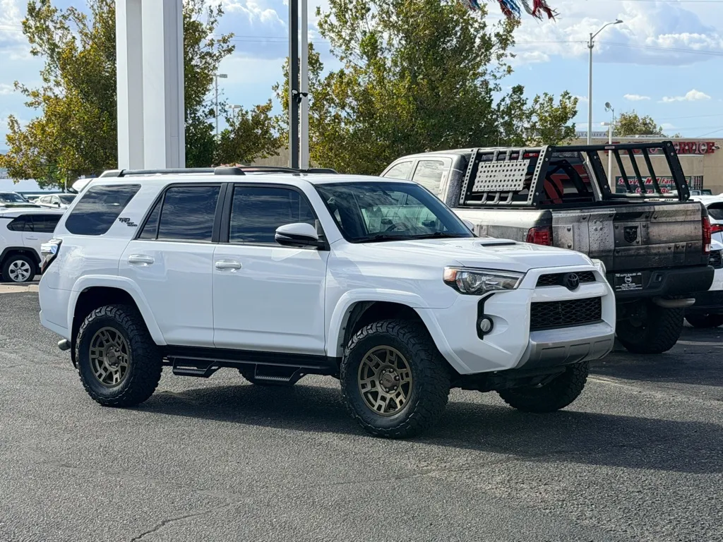 Toyota 4Runner photo 38