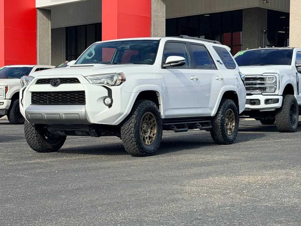 Toyota 4Runner photo 26