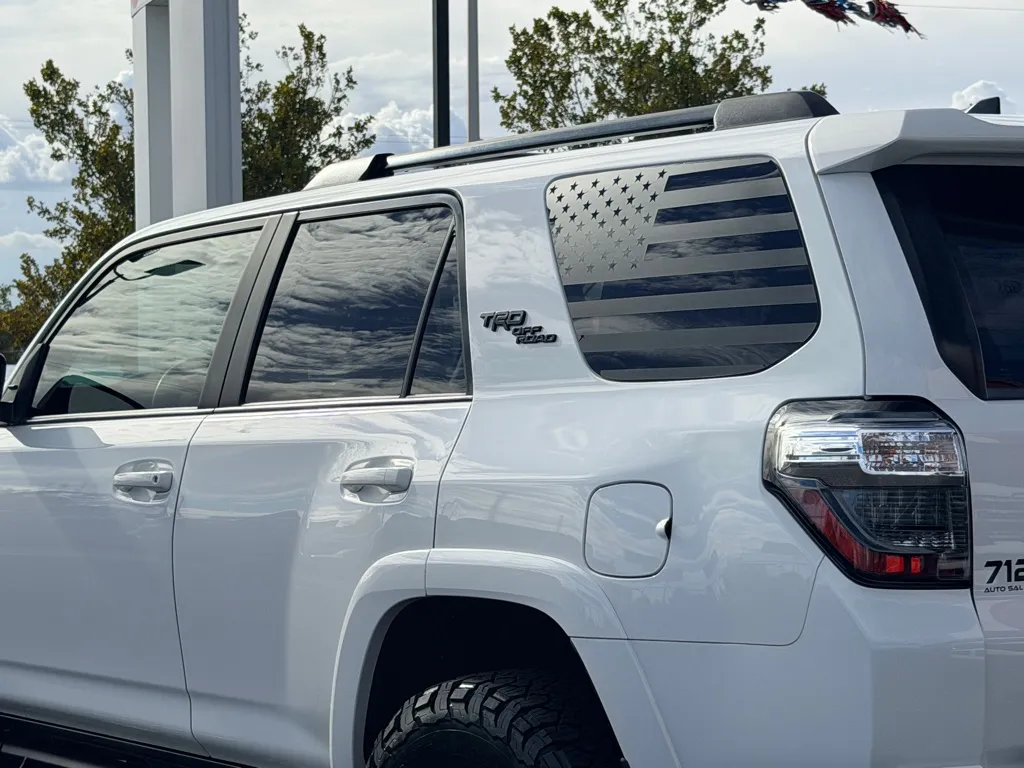 Toyota 4Runner photo 31