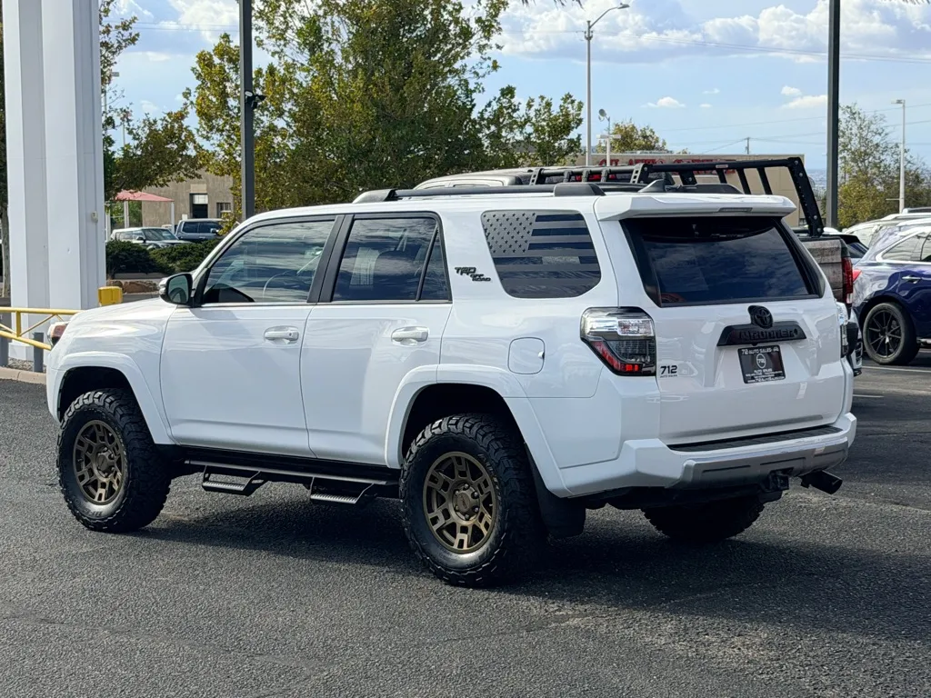 Toyota 4Runner photo 29