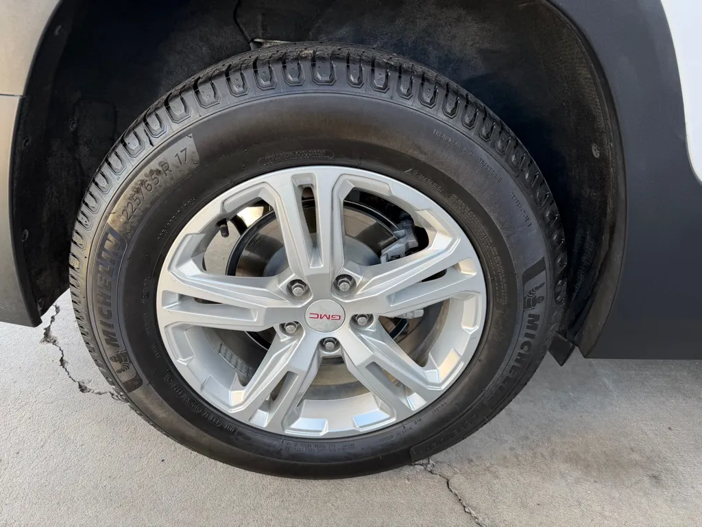 GMC Terrain photo 55