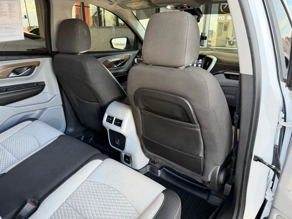 GMC Terrain photo 31