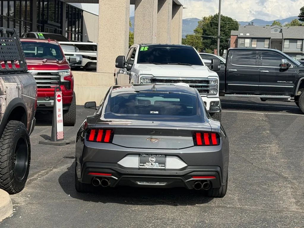 Ford Mustang photo 39