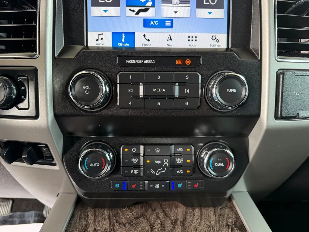 Ford F-250 photo 14