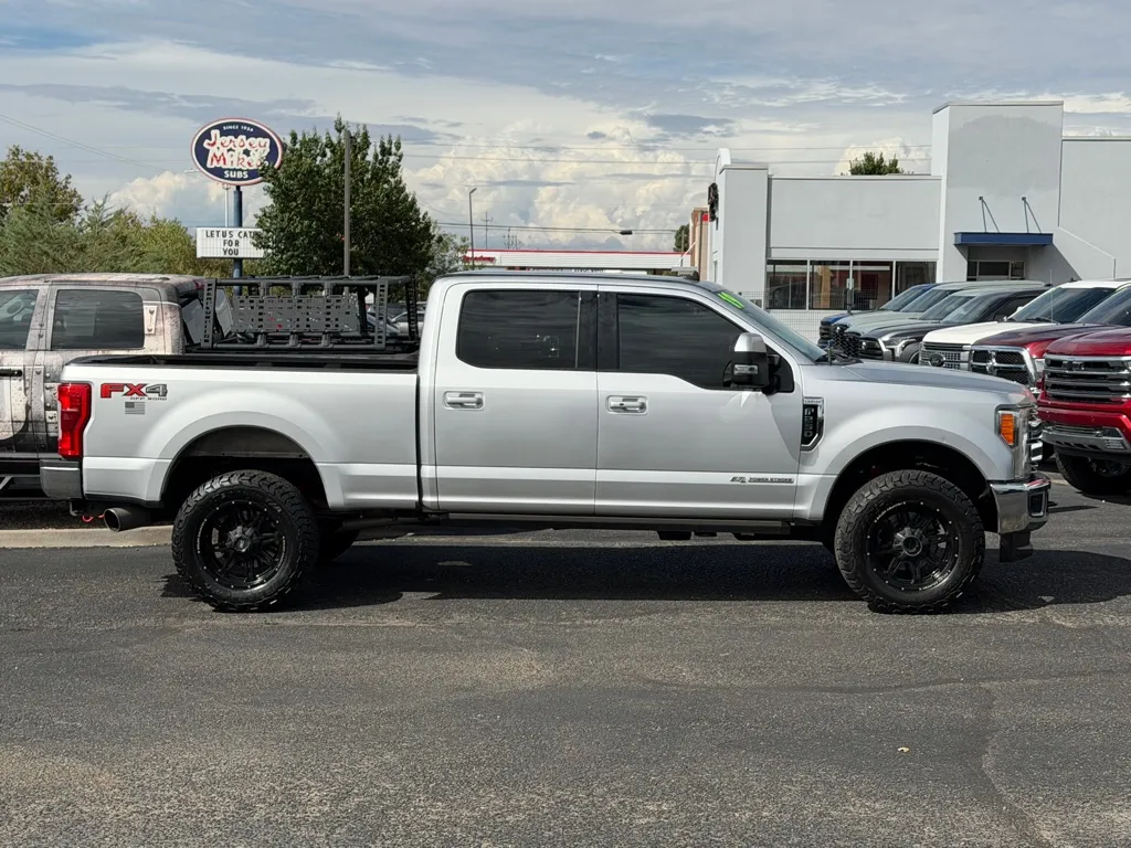 Ford F-250 photo 3