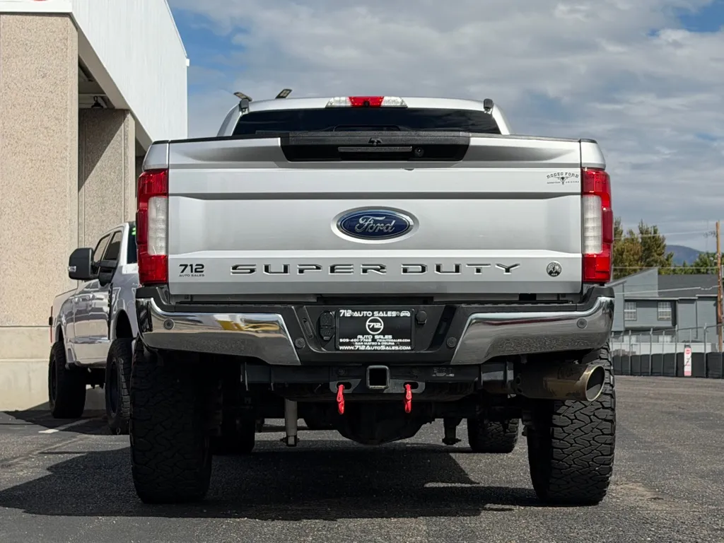 Ford F-250 photo 39