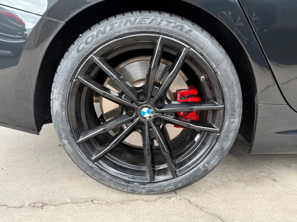BMW M340i photo 56