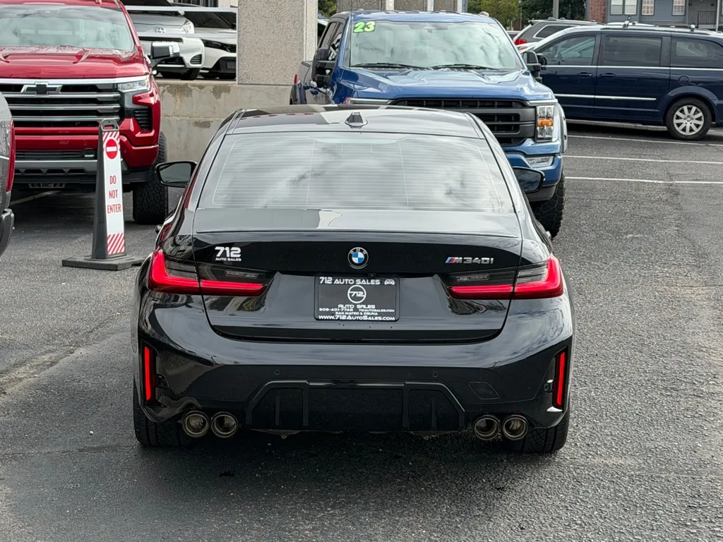 BMW M340i photo 44