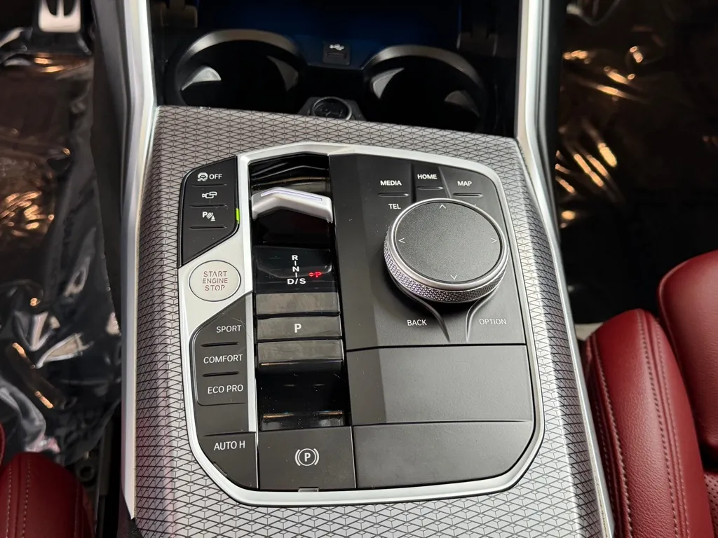 BMW M340i photo 16