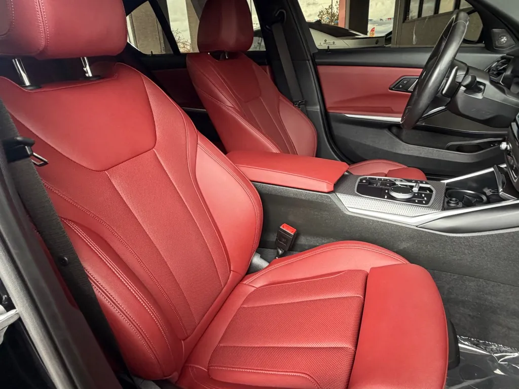 BMW M340i photo 33