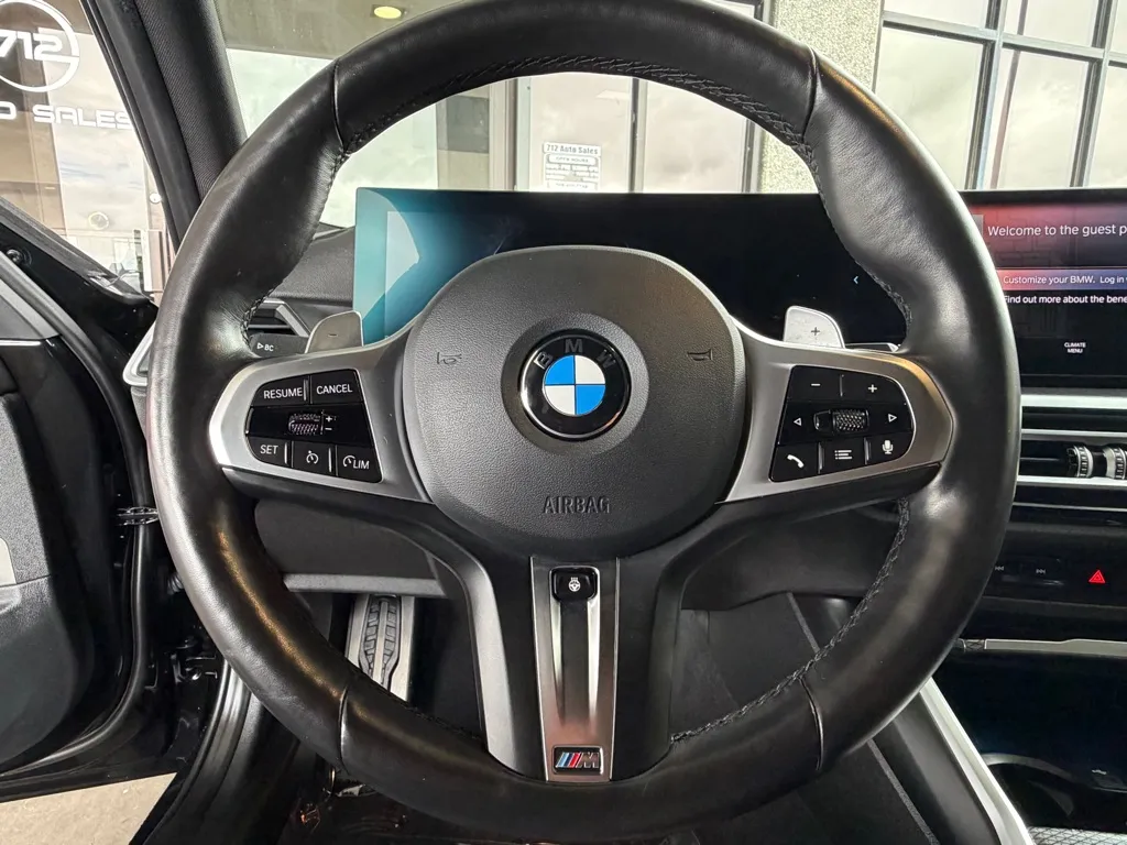 BMW M340i photo 9