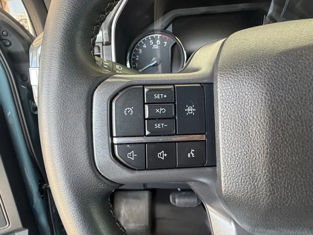 Ford F-150 photo 10