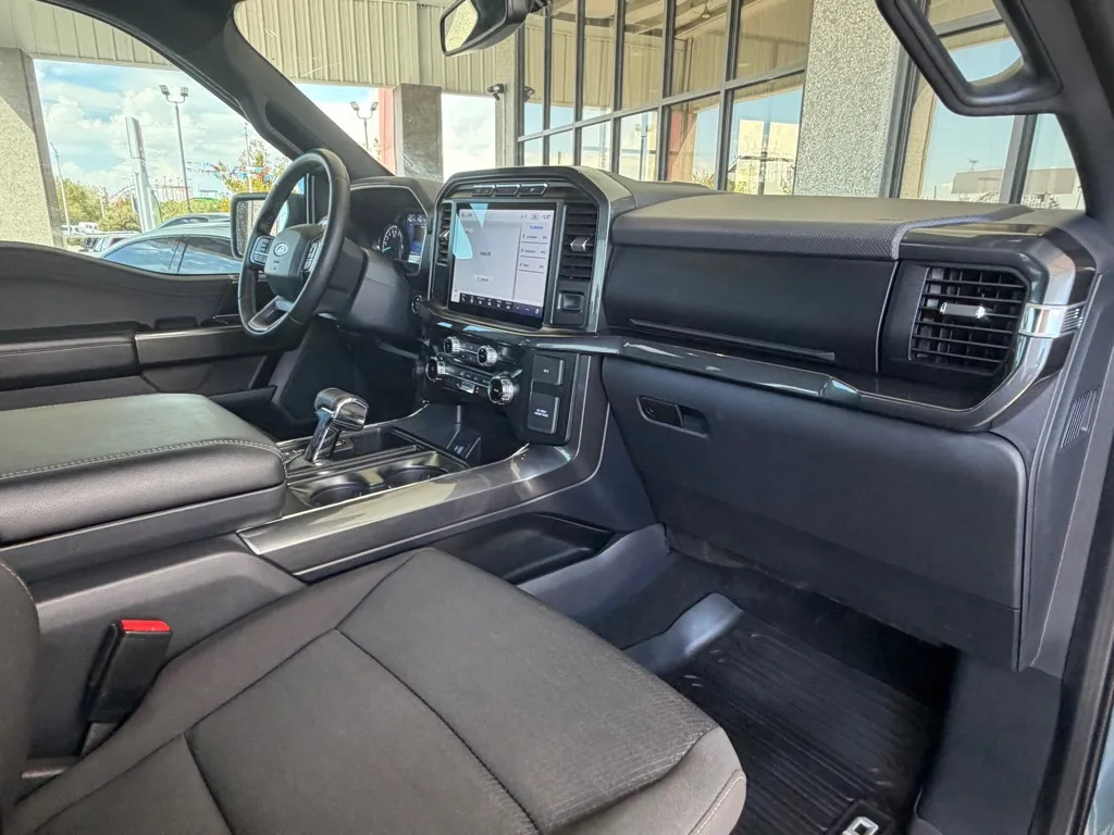 Ford F-150 photo 35