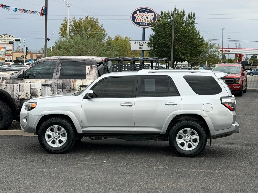 Toyota 4Runner photo 40