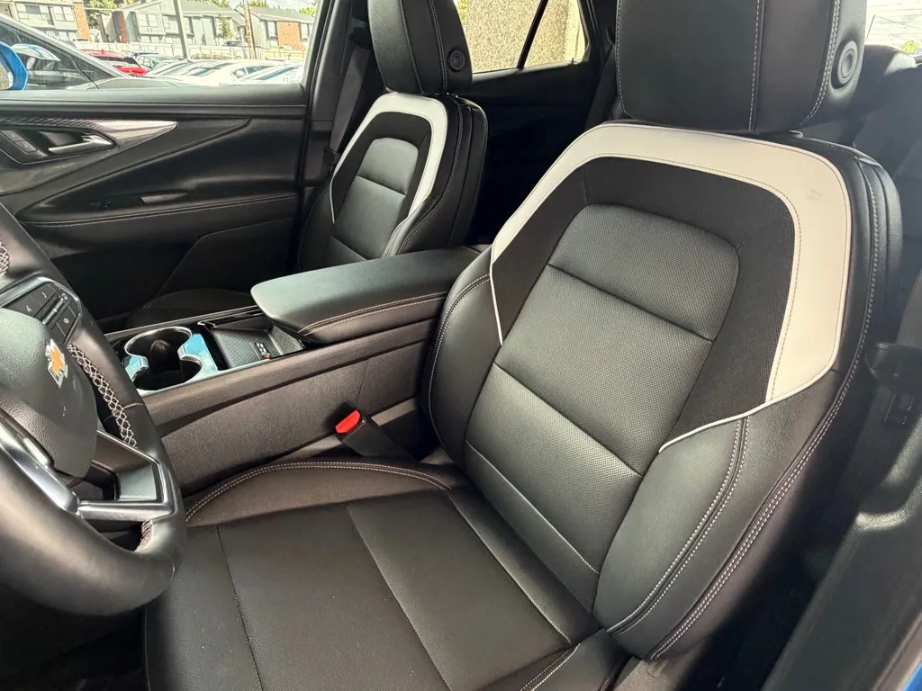Chevrolet Blazer photo 6