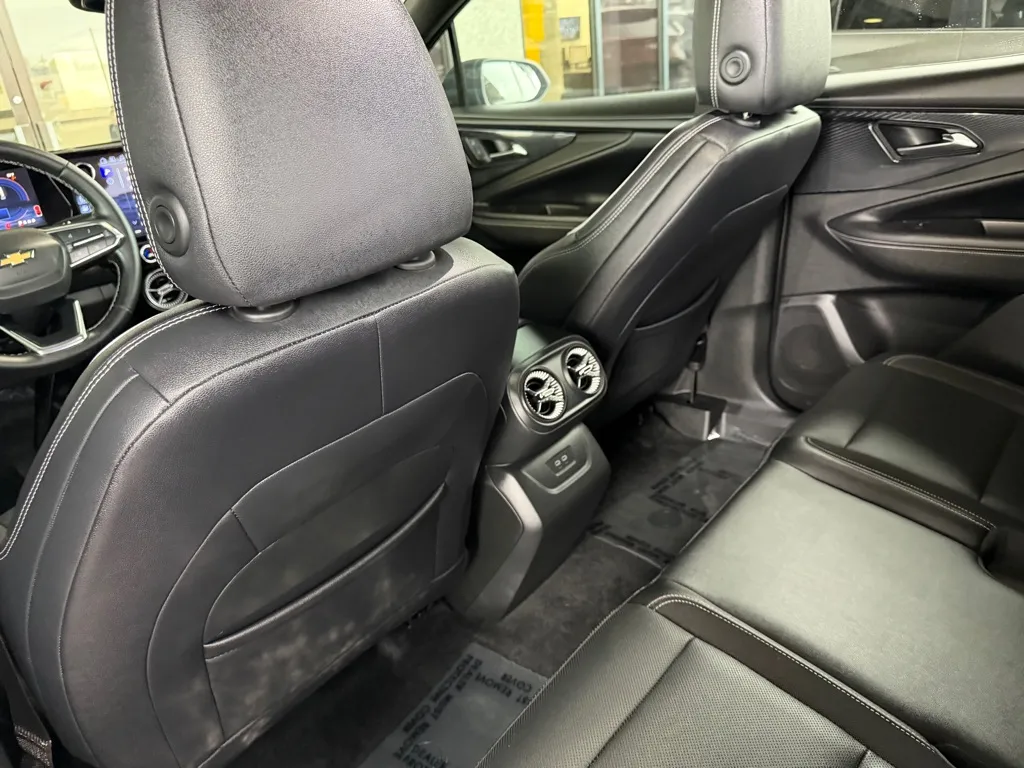 Chevrolet Blazer photo 24