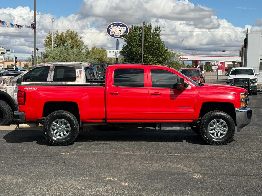 Chevrolet Silverado photo 42