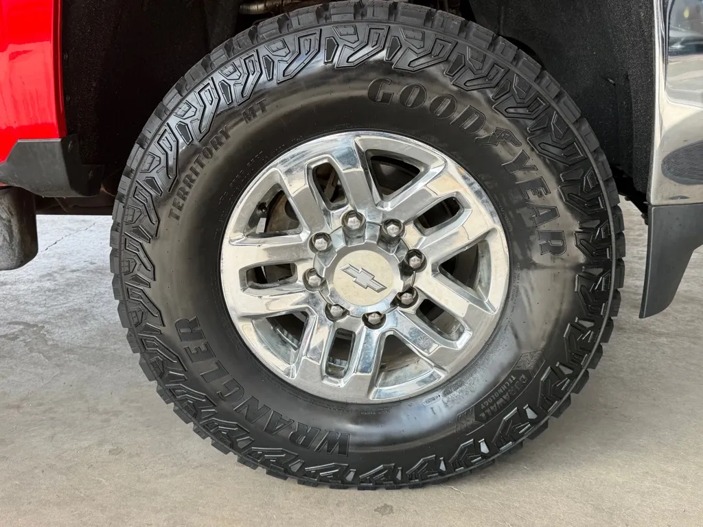 Chevrolet Silverado photo 48