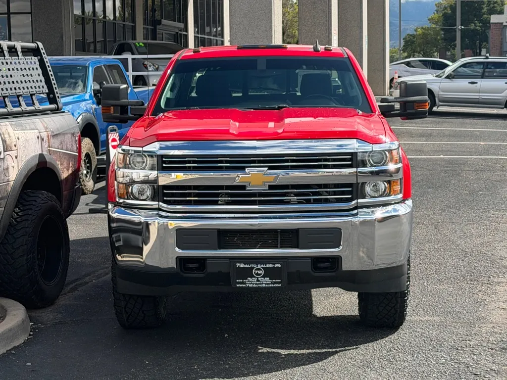 Chevrolet Silverado photo 30