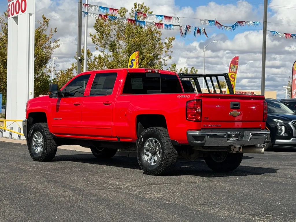 Chevrolet Silverado photo 37