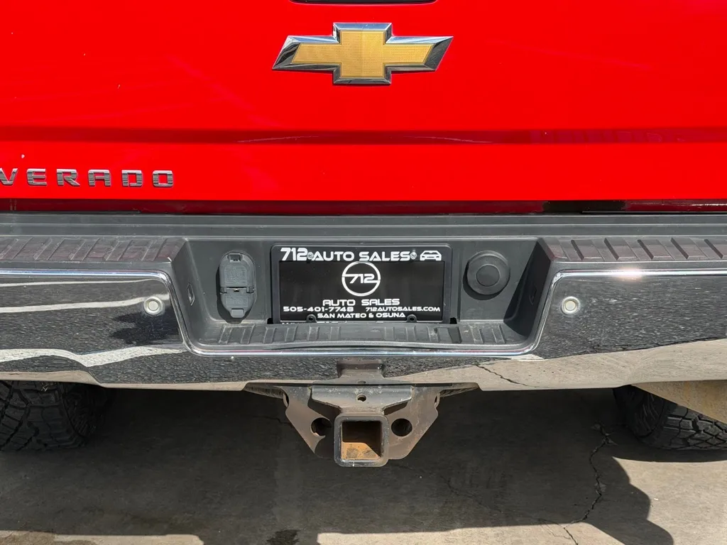 Chevrolet Silverado photo 20