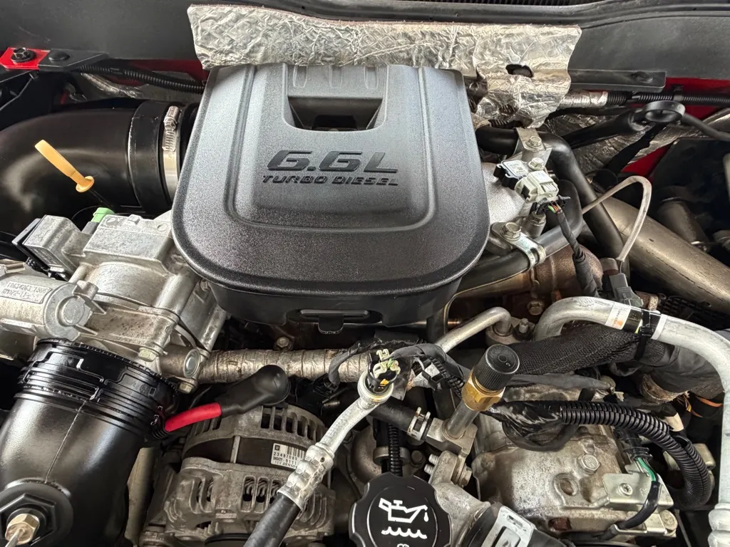 Chevrolet Silverado photo 47
