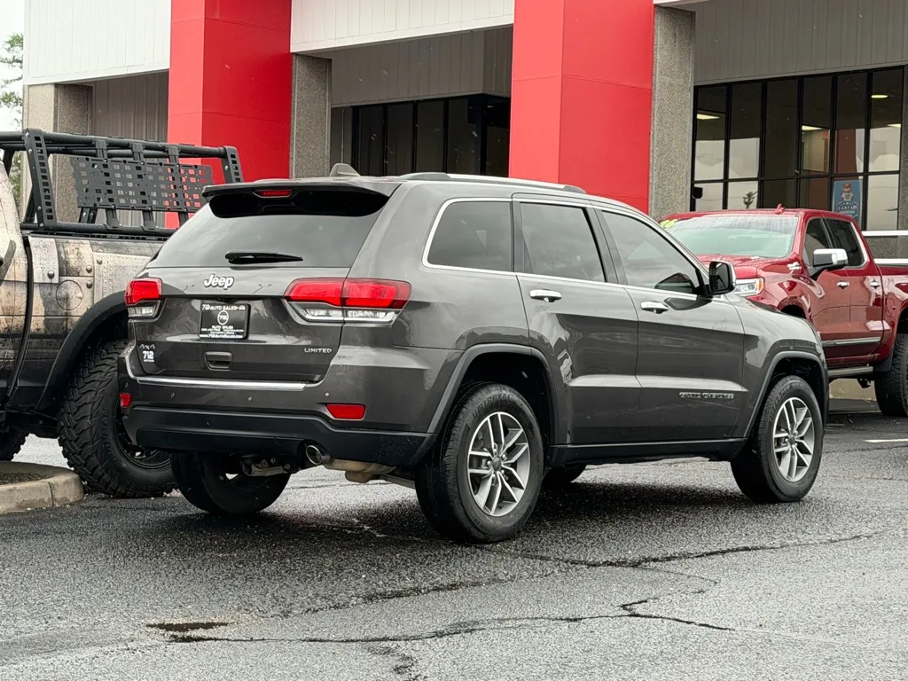 Jeep Grand Cherokee photo 47