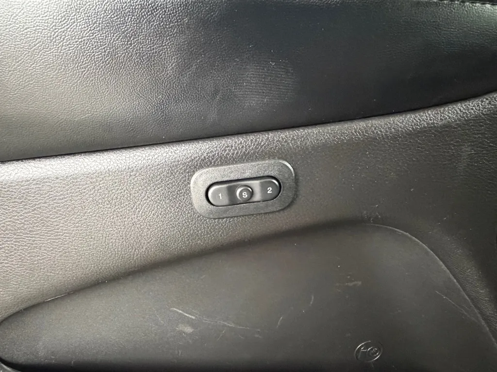 Jeep Grand Cherokee photo 17