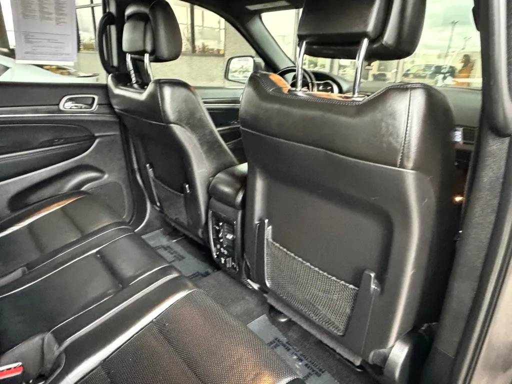 Jeep Grand Cherokee photo 30