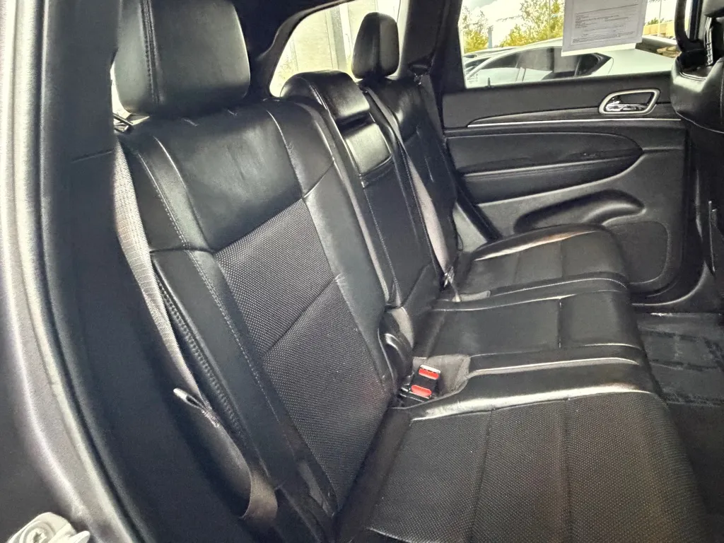 Jeep Grand Cherokee photo 29