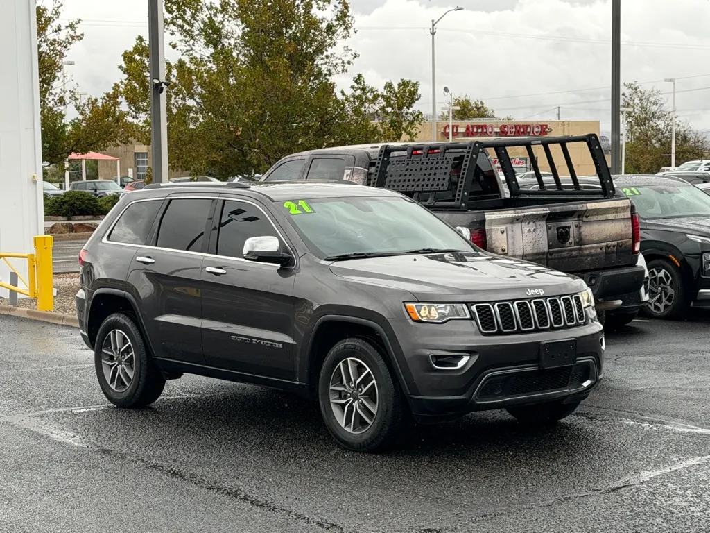 Jeep Grand Cherokee photo 4