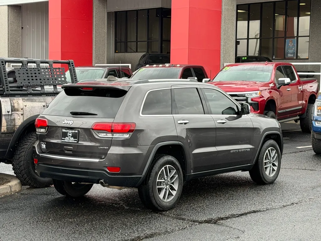 Jeep Grand Cherokee photo 46