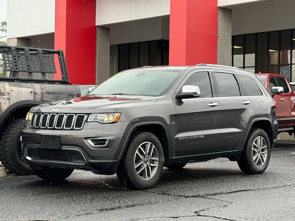Jeep Grand Cherokee photo 39