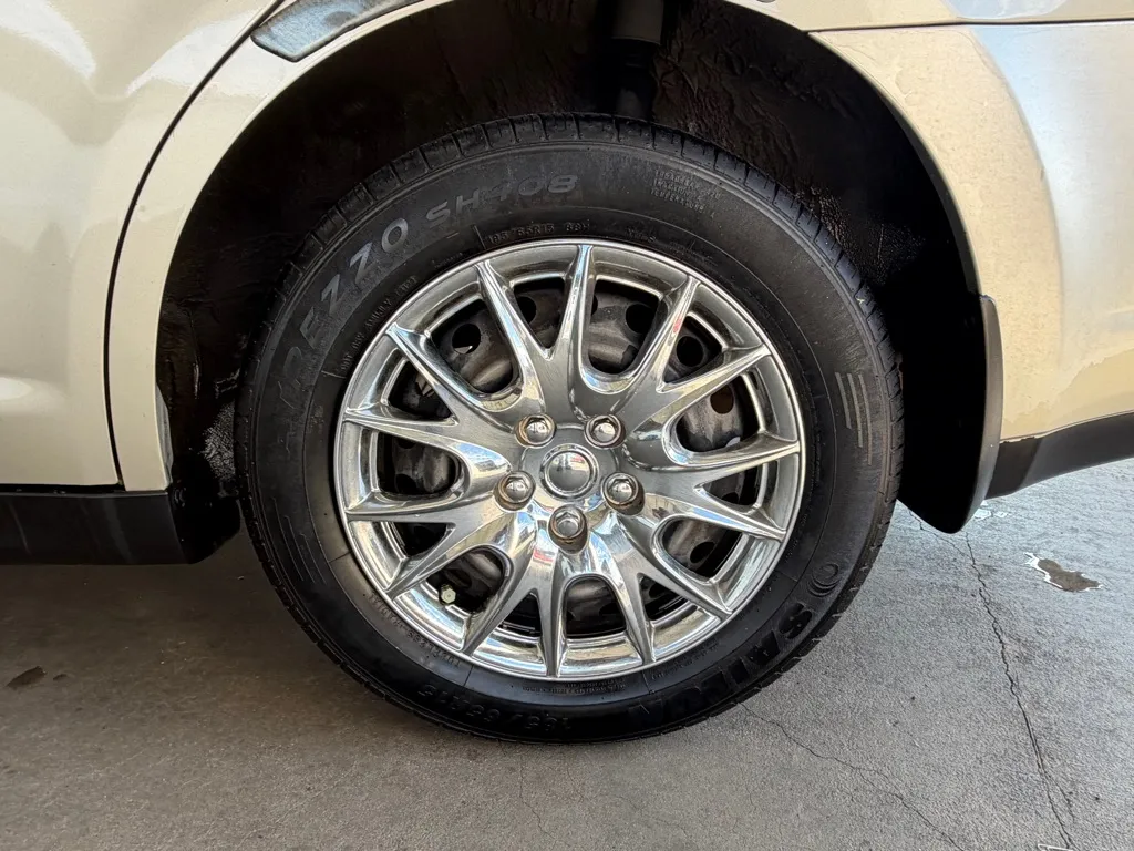 Nissan Versa photo 55