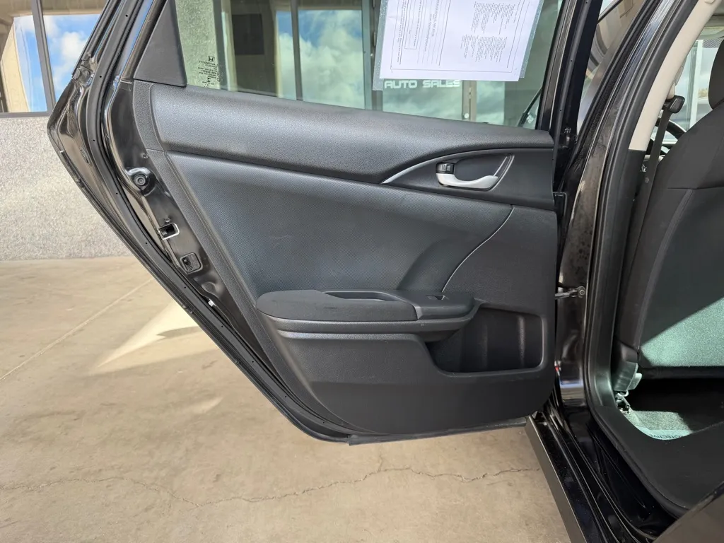 Honda Civic photo 22