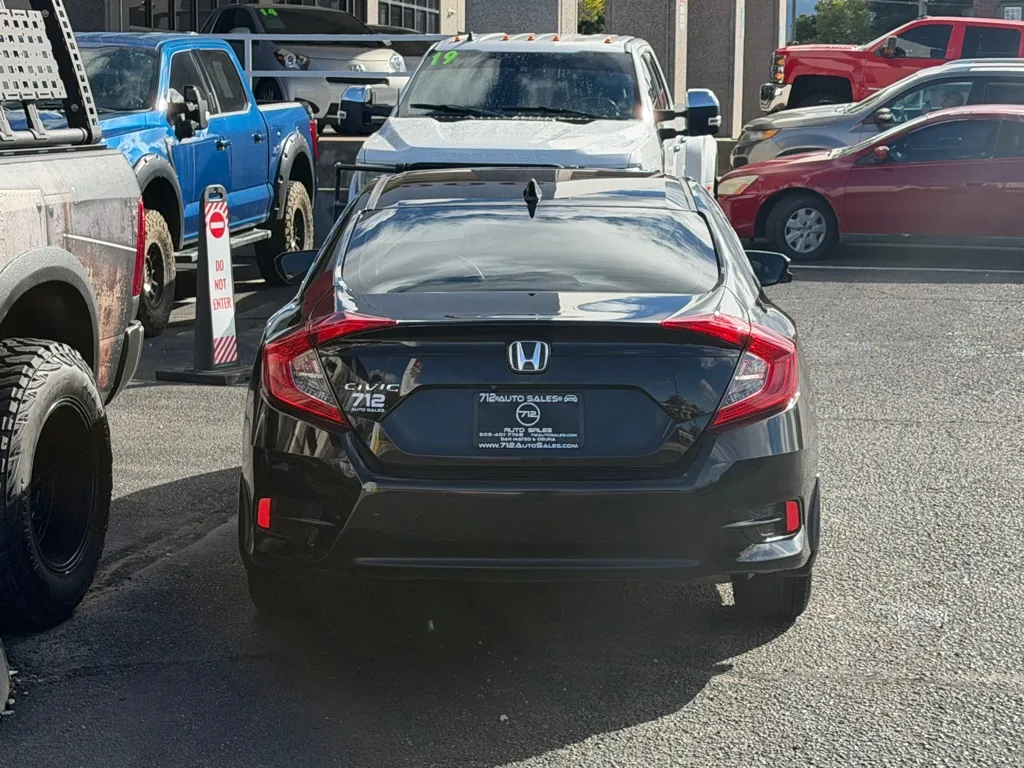 Honda Civic photo 42