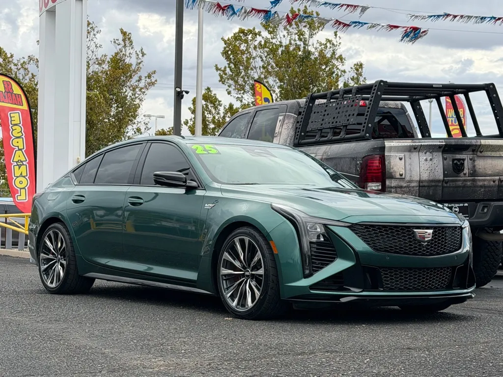Cadillac Ct5-v photo 58
