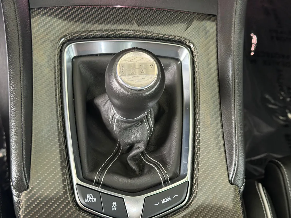 Cadillac Ct5-v photo 18