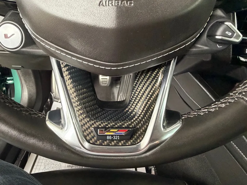 Cadillac Ct5-v photo 12
